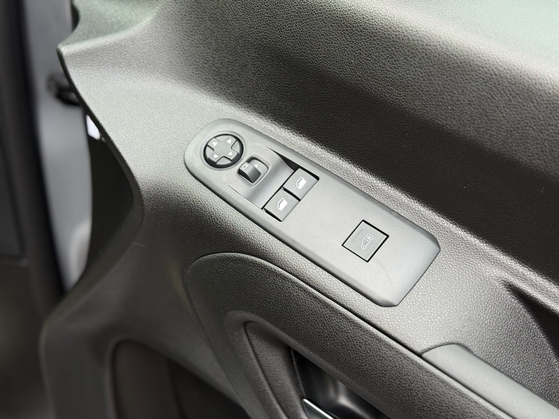 Used Peugeot Partner 2025 for sale - 77617818: Photo 22