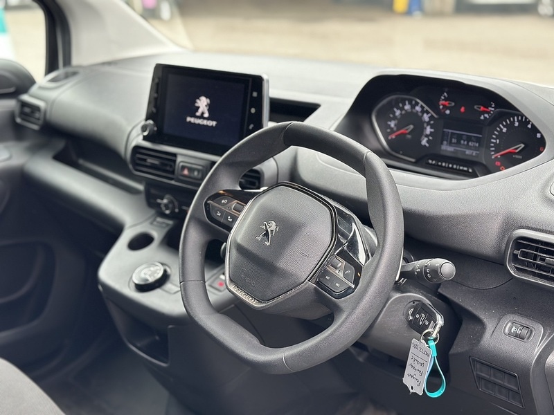Used Peugeot Partner 2023 for sale - 77880649: Photo 10