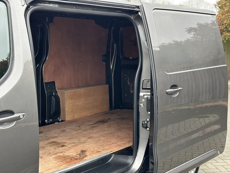 Used Vauxhall Vivaro 2023 for sale - 77681406: Photo 13