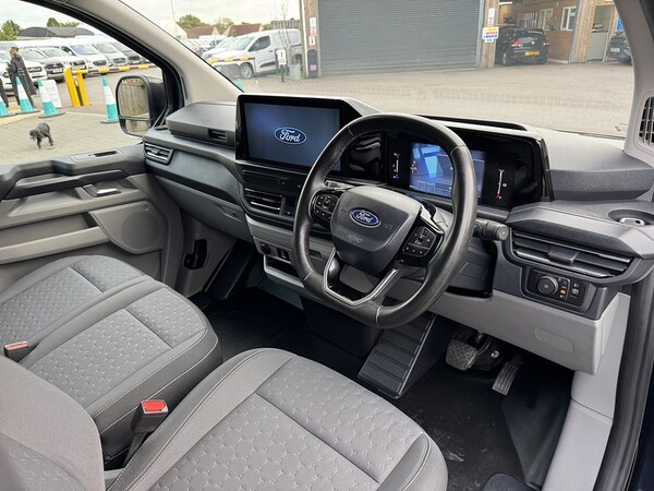 Used Ford Transit Custom 2024 for sale - 76128107: Photo 17