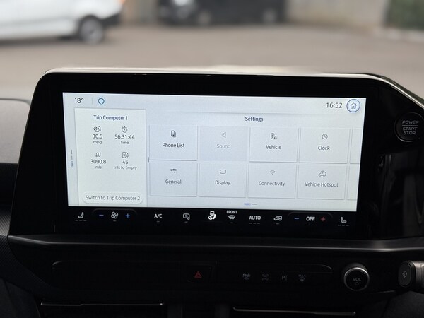 Used Ford Transit Custom 2024 for sale - 76128107: Photo 29