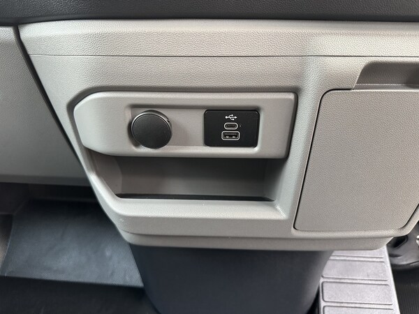 Used Ford Transit Custom 2024 for sale - 76128107: Photo 32
