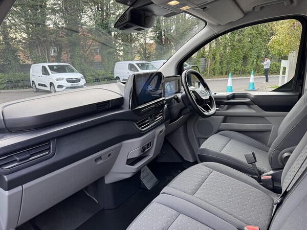 Used Ford Transit Custom 2024 for sale - 76128107: Photo 33