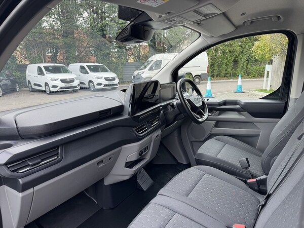 Used Ford Transit Custom 2024 for sale - 76128107: Photo 41