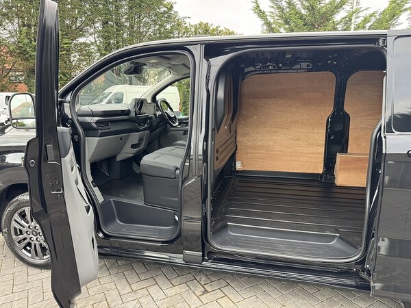 Used Ford Transit Custom 2024 for sale - 76128107: Photo 44