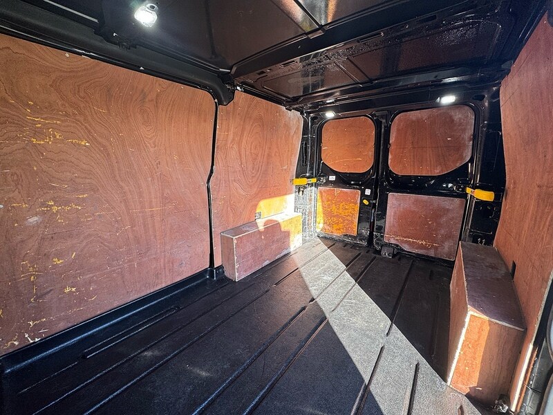 Used Ford Transit Custom 2022 for sale - 76553631: Photo 36