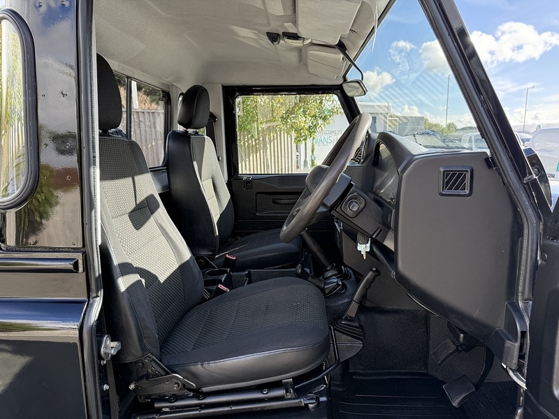 Used Land Rover Defender 2015 for sale - 77494326: Photo 19