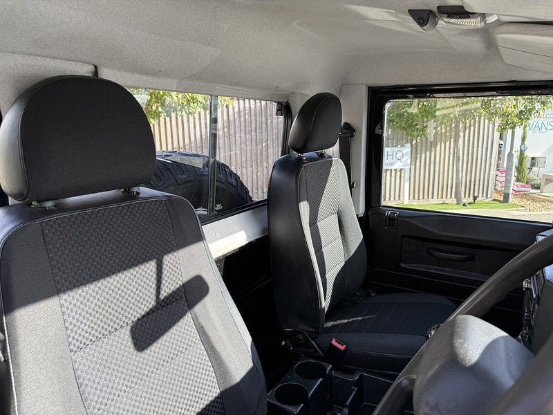 Used Land Rover Defender 2015 for sale - 77494326: Photo 21