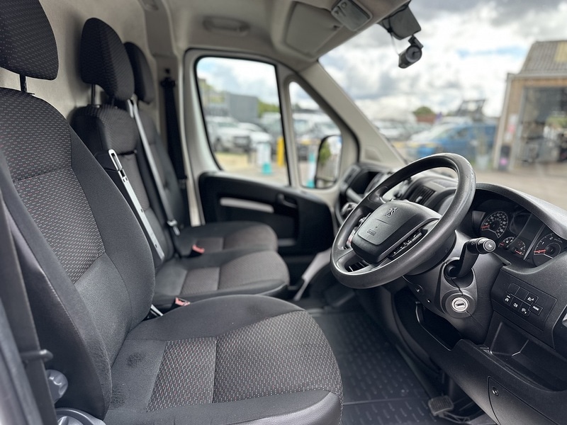 Vehicle 28