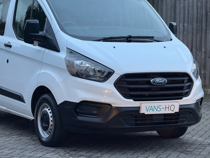 Used Ford Transit Custom 2023 for sale - 77104572: Photo 2