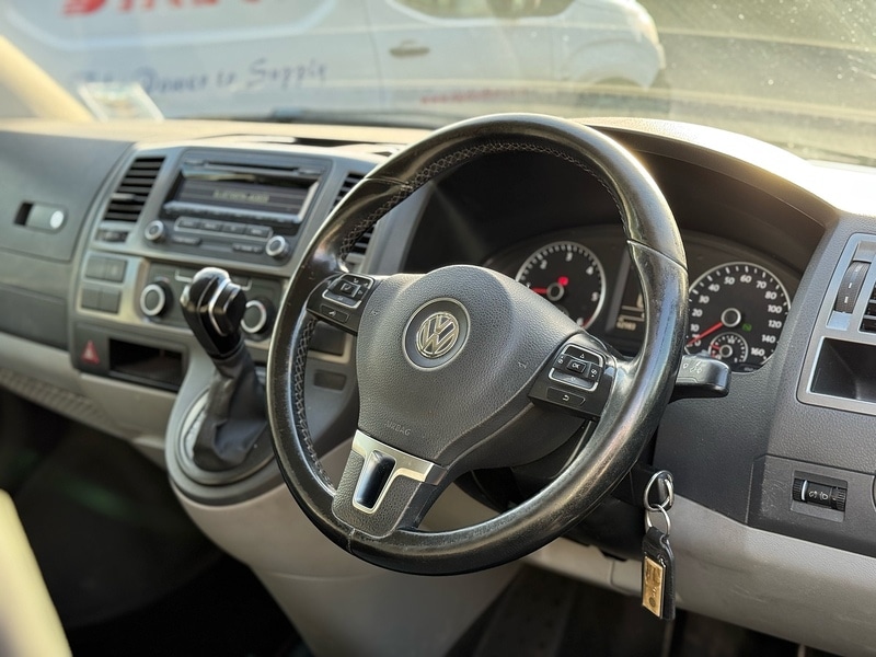 Used Volkswagen Transporter 2015 for sale - 76893041: Photo 11