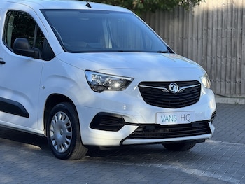 Used Vauxhall Combo 2020 for sale - 76193880: Photo