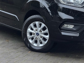 Used Ford Transit Custom 2022 for sale - 76859858: Photo