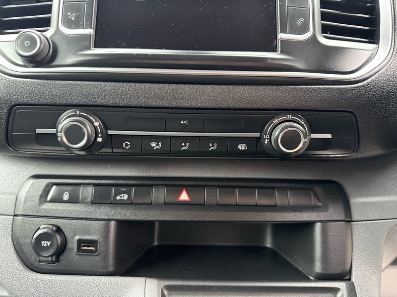 Used Vauxhall Vivaro 2022 for sale - 77135588: Photo 24