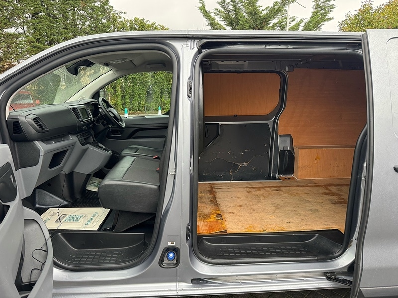 Used Vauxhall Vivaro 2022 for sale - 77135588: Photo 39