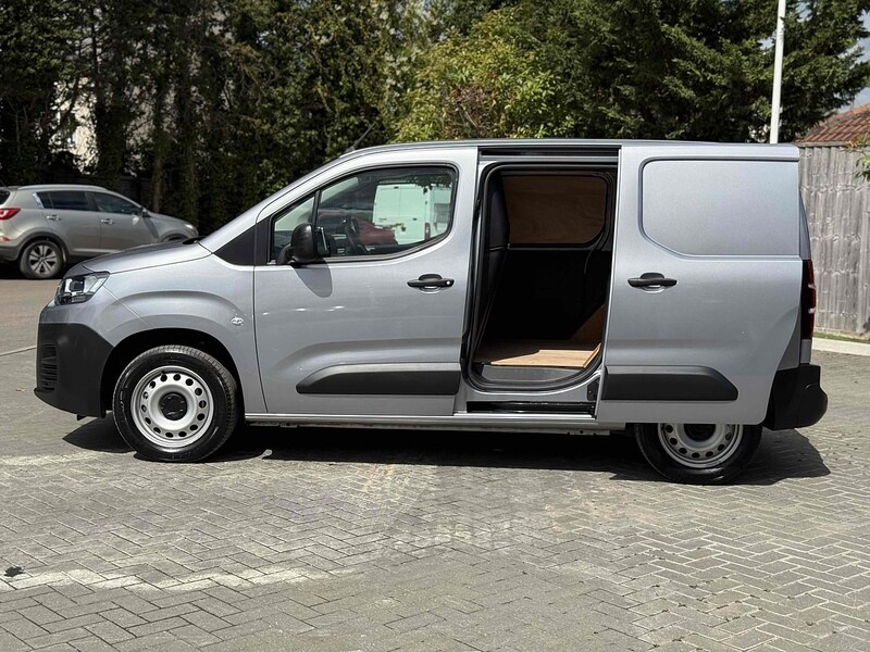 Vehicle 37