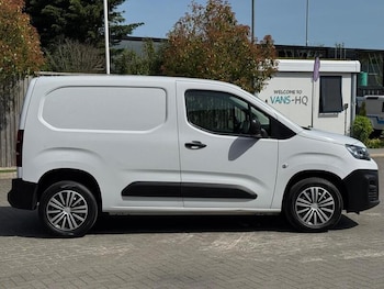 Used Citroen Berlingo 2023 for sale - 78688110: Photo