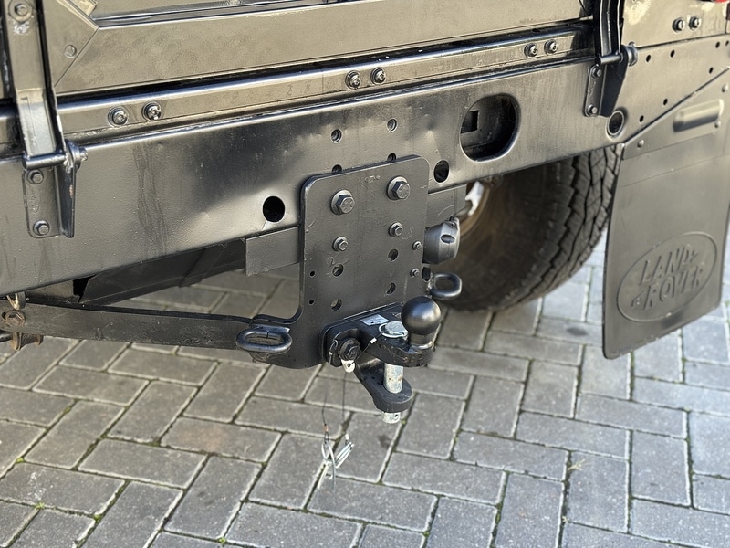 Used Land Rover Defender 90 2015 for sale - 76353040: Photo 29