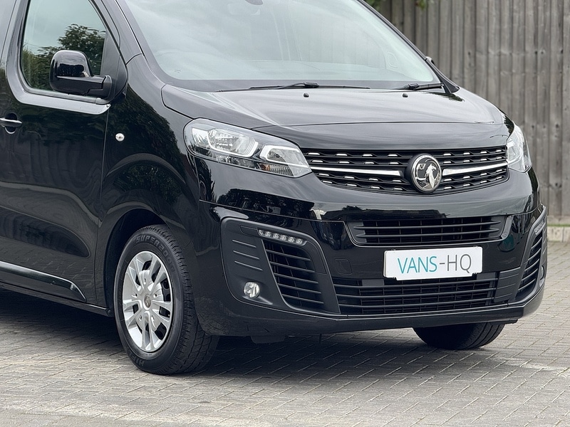 Used Vauxhall Vivaro 2021 for sale - 76651060: Photo 2
