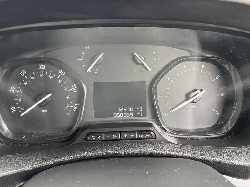 Used Vauxhall Vivaro 2021 for sale - 76651060: Photo 22