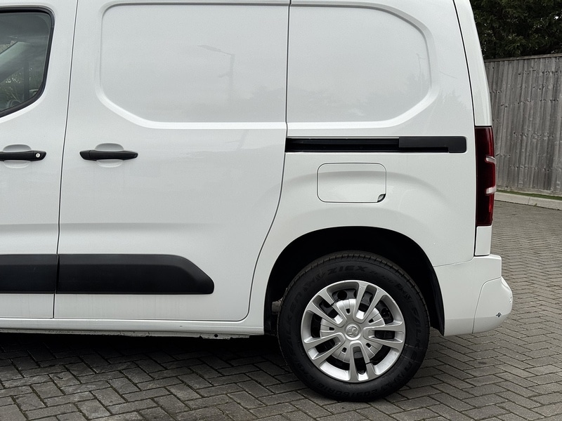 Used Vauxhall Combo 2020 for sale - 76454823: Photo 9