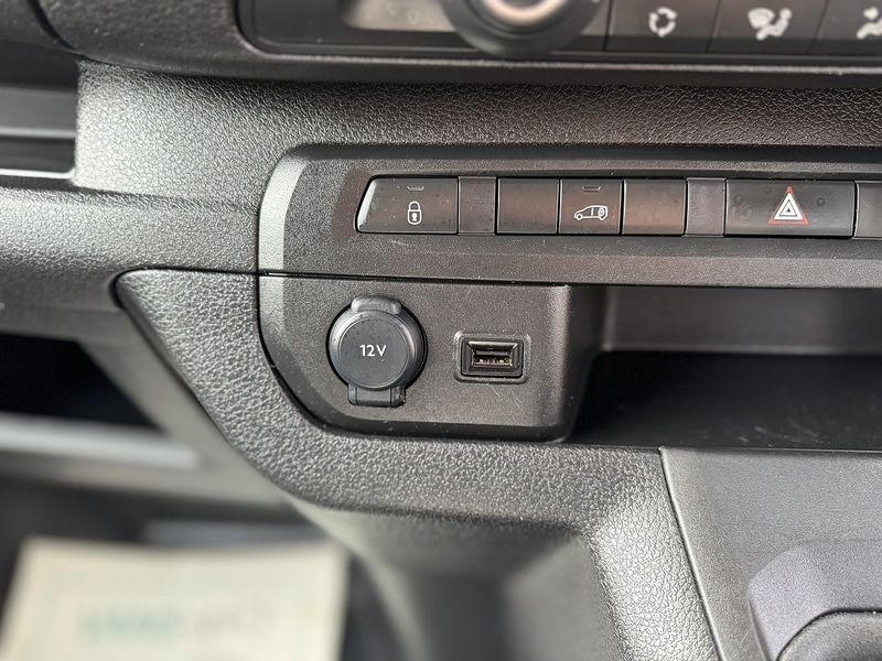 Used Peugeot Expert 2023 for sale - 76357102: Photo 21