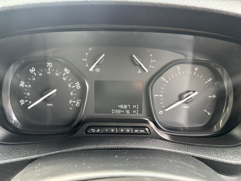 Used Peugeot Expert 2023 for sale - 76357102: Photo 24