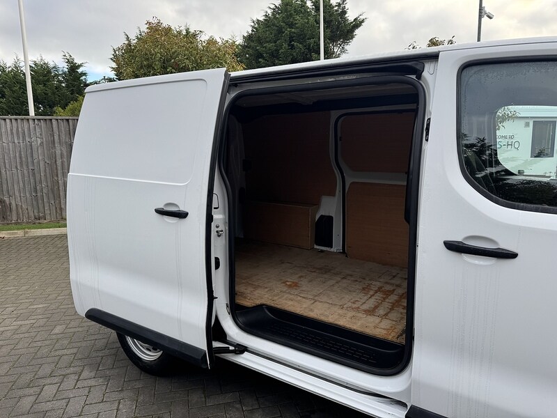 Used Peugeot Expert 2023 for sale - 76357102: Photo 32