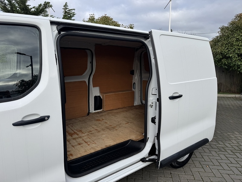 Used Peugeot Expert 2023 for sale - 76357102: Photo 36