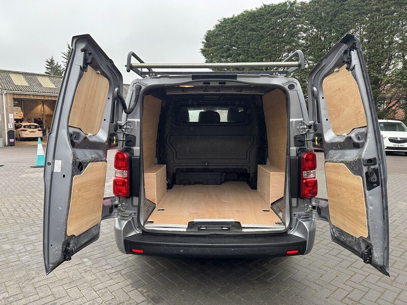 Used Vauxhall Vivaro 2019 for sale - 75936635: Photo 37