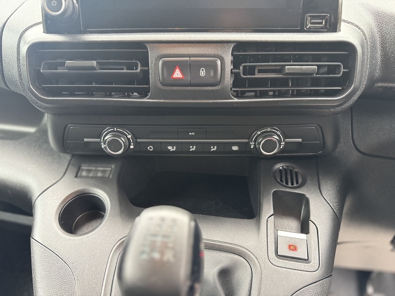 Used Peugeot Partner 2021 for sale - 76426348: Photo 21