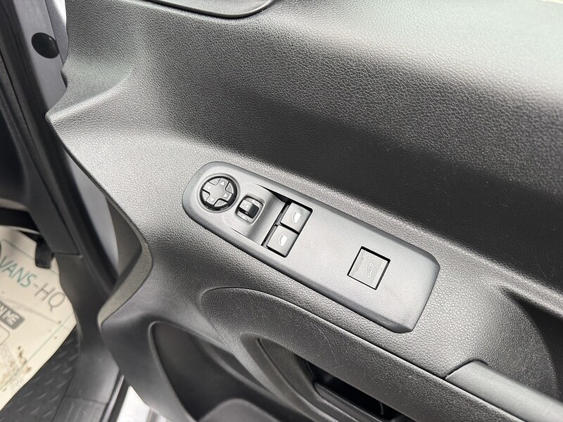 Used Peugeot Partner 2021 for sale - 76426348: Photo 28