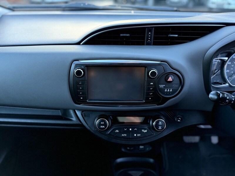 Used Toyota Yaris 2016 for sale - 77342304: Photo 18