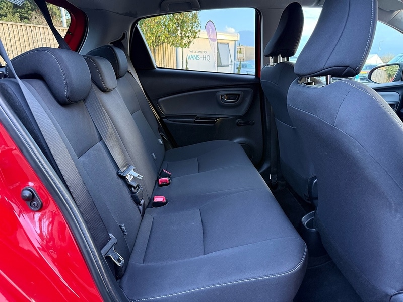 Used Toyota Yaris 2016 for sale - 77342304: Photo 28