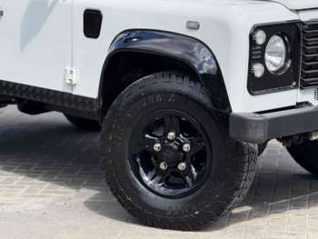 Used Land Rover Defender 90 2015 for sale - 75195359: Photo