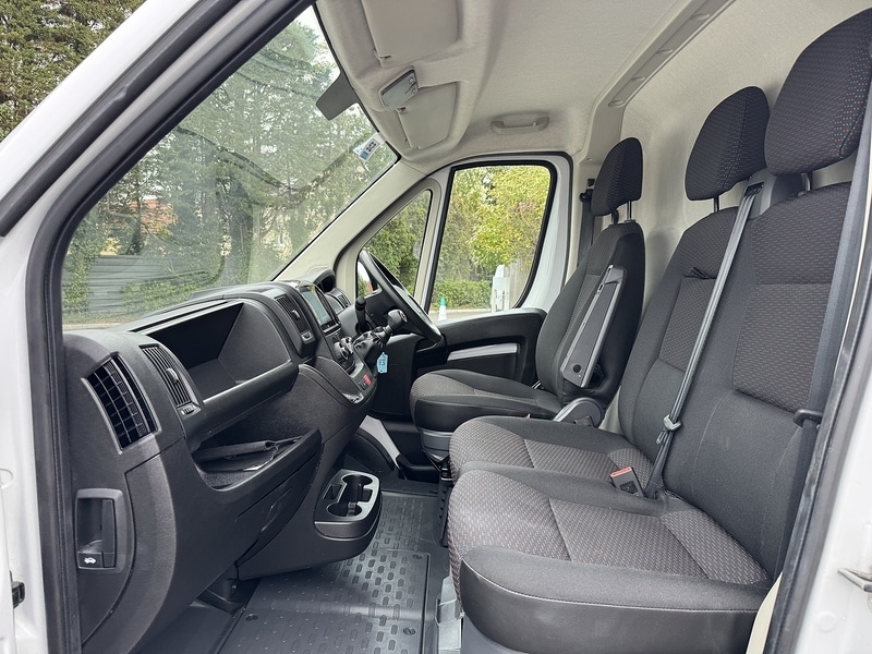 Used Peugeot Boxer 2024 for sale - 76968267: Photo 32