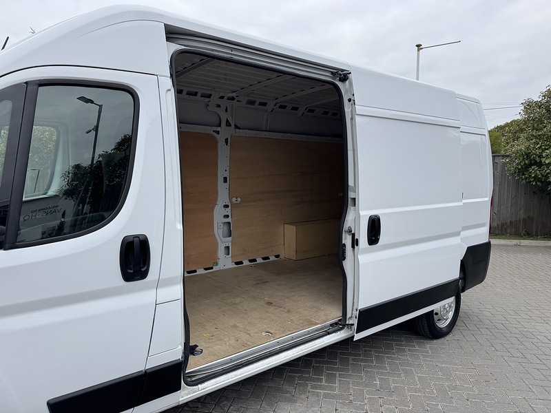 Used Peugeot Boxer 2024 for sale - 76968267: Photo 35