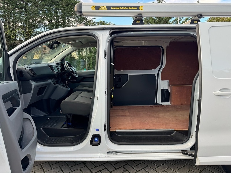 Used Vauxhall Vivaro 2022 for sale - 76628498: Photo 30