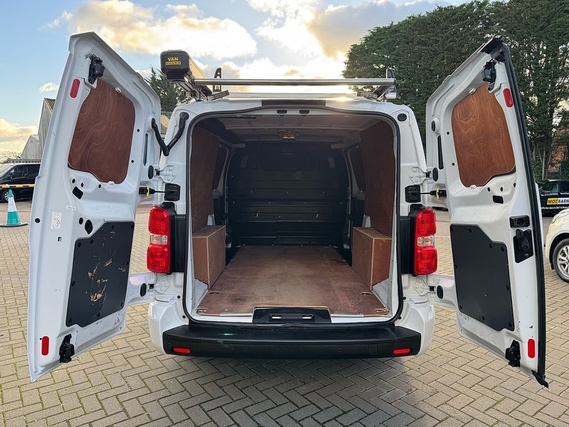 Used Vauxhall Vivaro 2022 for sale - 76628498: Photo 32