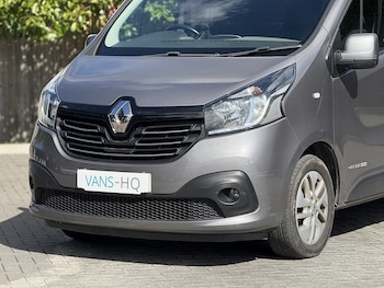 Used Renault Trafic 2017 for sale - 75871630: Photo