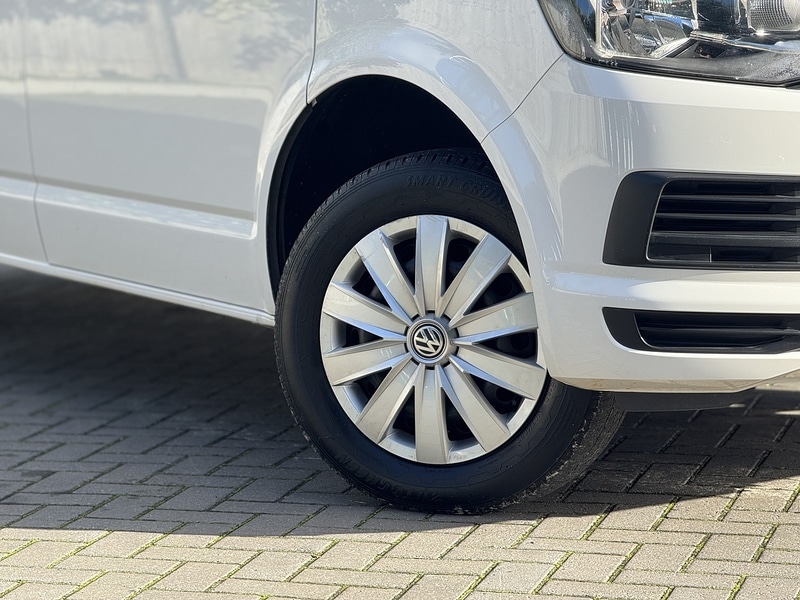 Used Volkswagen Transporter 2019 for sale - 76518501: Photo 2