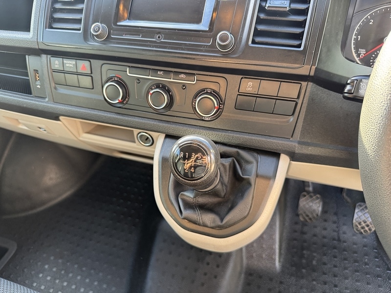 Used Volkswagen Transporter 2019 for sale - 76518501: Photo 25