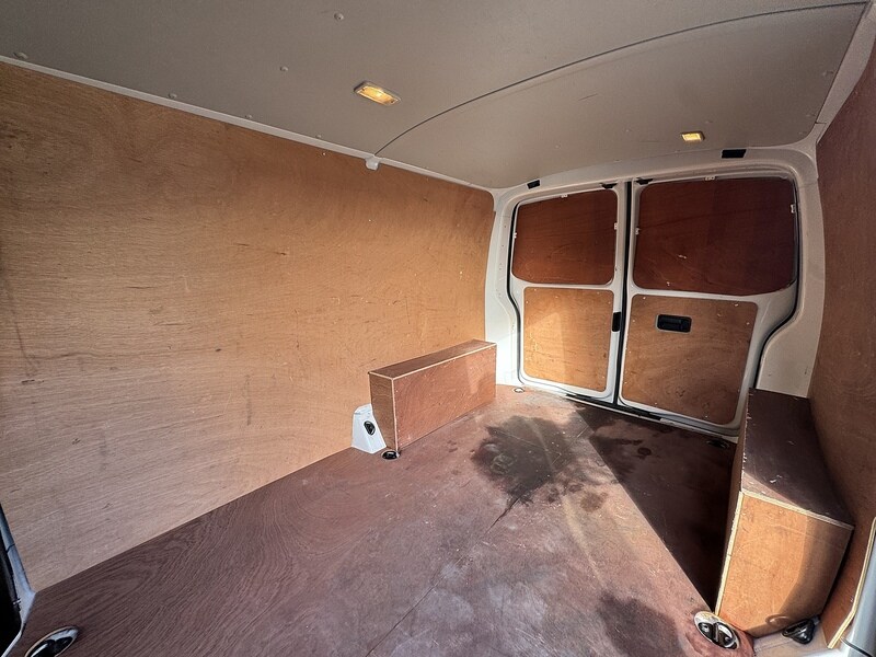 Used Volkswagen Transporter 2019 for sale - 76518501: Photo 39