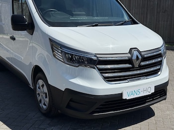 Used Renault Trafic 2022 for sale - 79082543: Photo