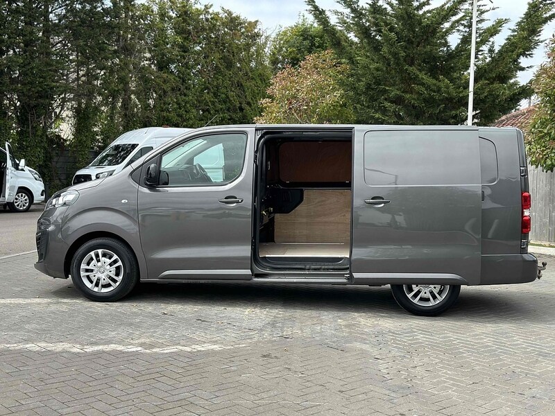 Vehicle 33