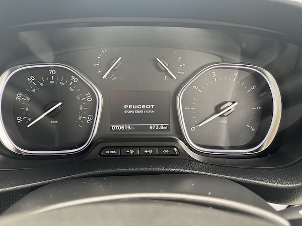 Used Peugeot Expert 2021 for sale - 76210960: Photo 26