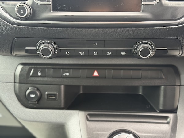 Used Peugeot Expert 2021 for sale - 76210960: Photo 28