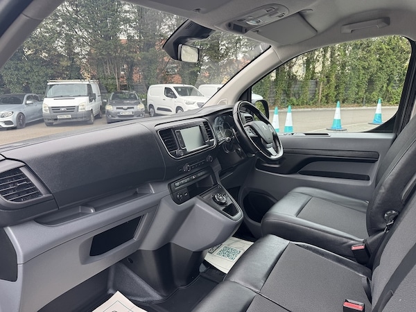 Used Peugeot Expert 2021 for sale - 76210960: Photo 37