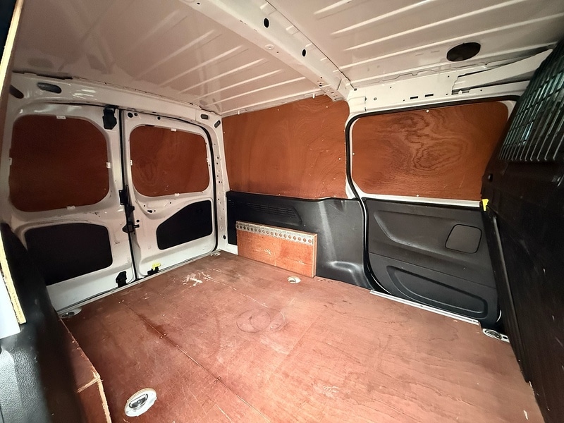 Used Peugeot Partner 2021 for sale - 77363203: Photo 44