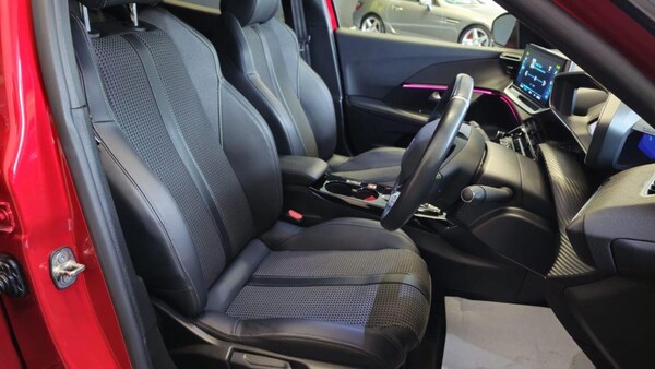 Used Peugeot E-2008 2021 for sale - 76158612: Photo 29